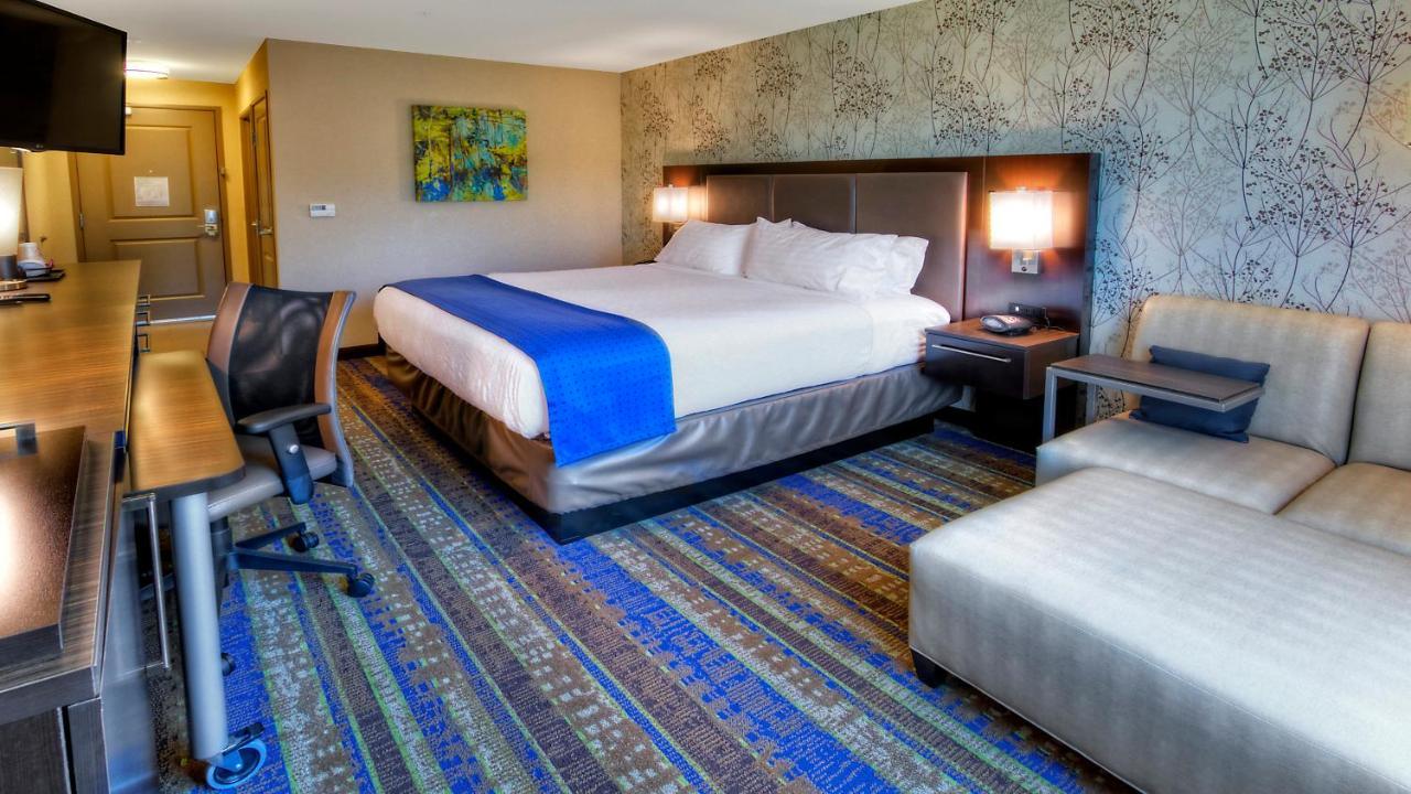 Holiday Inn & Suites Tupelo North By Ihg Екстер'єр фото
